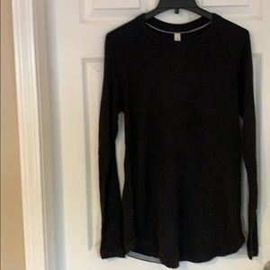 Lululemon black long sleeve sweater